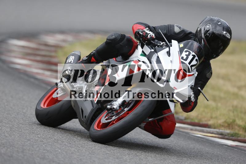 /32 07.07.2025 Plüss Moto Sport ADR/Einsteiger/312